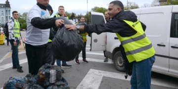 Освобождават таксиметровата местостоянка пред Катедралата за кампанията „Аз вярвам и полагам“
