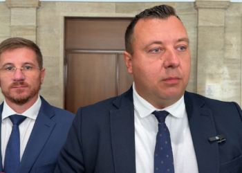 Петър Петров: “Кошница с грижа” или “Кошница с обещания”, пита “Възраждане”