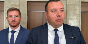 Петър Петров: “Кошница с грижа” или “Кошница с обещания”, пита “Възраждане”