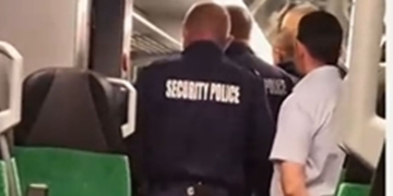 Скандал във влака Варна–Шумен наложи намесата на полиция