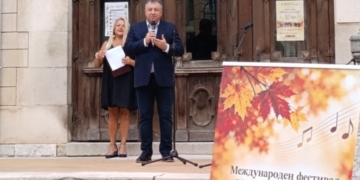 Шумен е домакин на Международния фестивал на популярната песен „Есенни шуменски вечери“