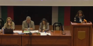 Жечка Георгиева поиска оставката на директора на образованието във Варна: Кога тя ще бъде факт?