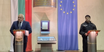 Министър Демерджиев: Изборите протекоха спокойно, без обичайните практики за купуване на гласове