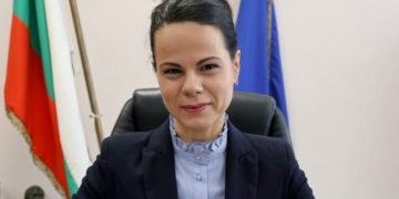 Здравният министър Катя Ивкова към българските лекари: Човечността ви оставя следа, която не може да бъде измерена с думи