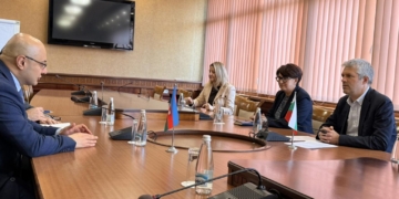 Варна търси нови туристи и инвестиции от Азербайджан