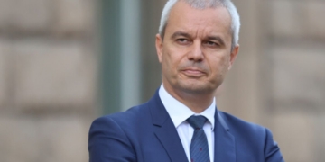 Костадинов: Оставка на Йотова и да се оттегли от надпреварата