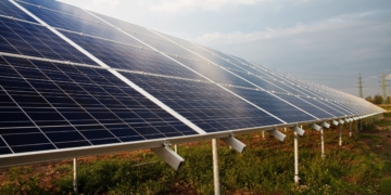 Промяна в проект за соларна централа от 100 MW край Генерал Тошево: Предвиждат четири подземни резервоара