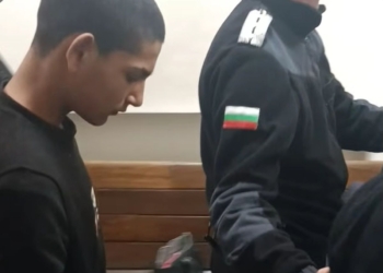 Кошмарът в Димитровград: Майката накарала 14-годишния си син да убие пастрока си, след като му обещала пари